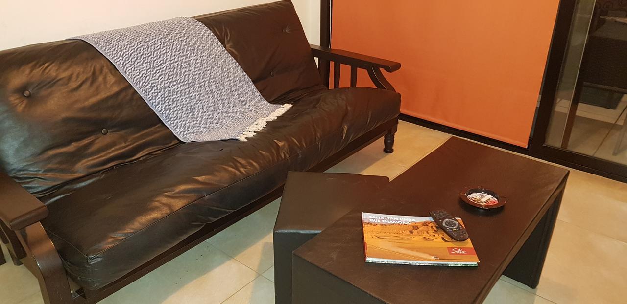 Apartamento Leguizamon Lägenhet Salta Exteriör bild