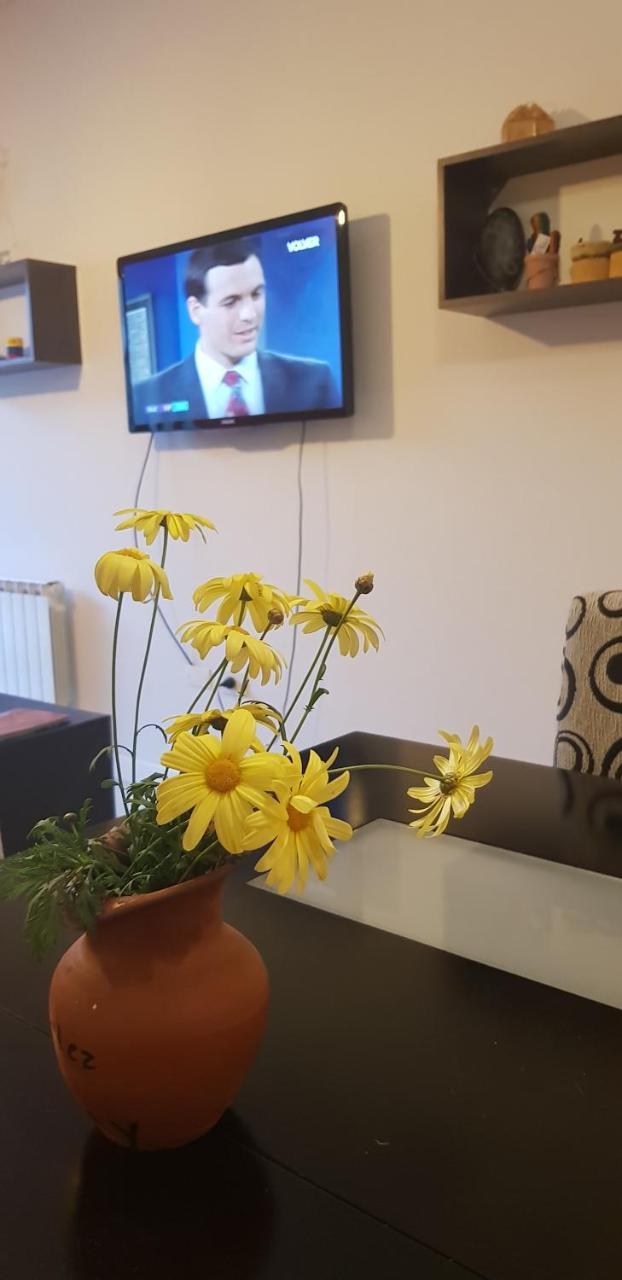 Apartamento Leguizamon Lägenhet Salta Exteriör bild